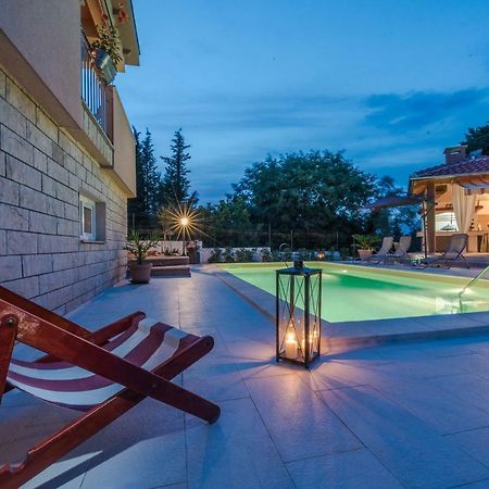 Apartments Jelavic Sutomiscica エクステリア 写真