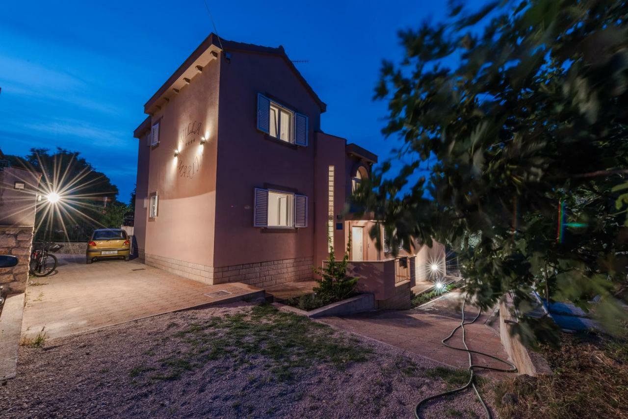 Apartments Jelavic Sutomiscica エクステリア 写真